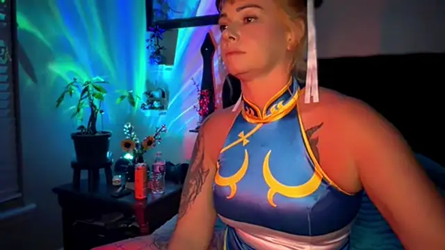 MarlaFknSinger Live XXX-Chat