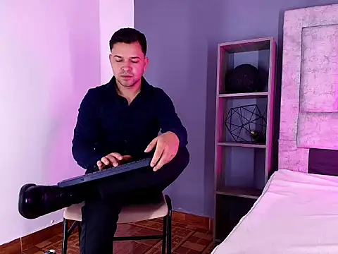 Hey_Noaah Webcam-Show