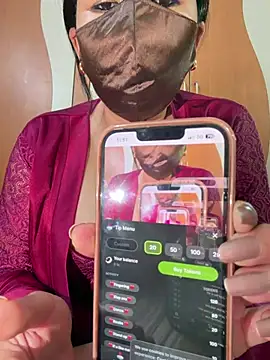 Silk-2 Live XXX Chat