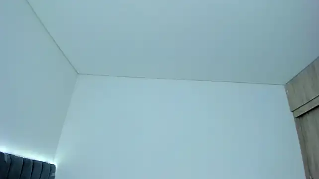 צ'אט XXX בשידור חי של im_sarah34