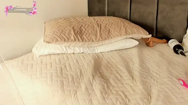 Živý XXX chat Luna_honey9