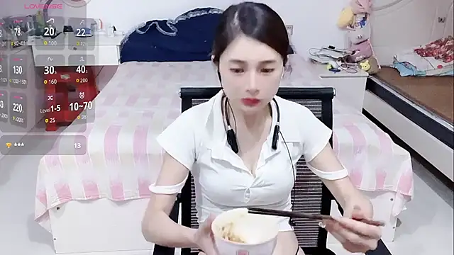 miaomiao-99's Live XXX Chat