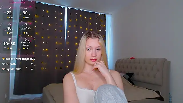 Chat XXX en directo de heyblondy