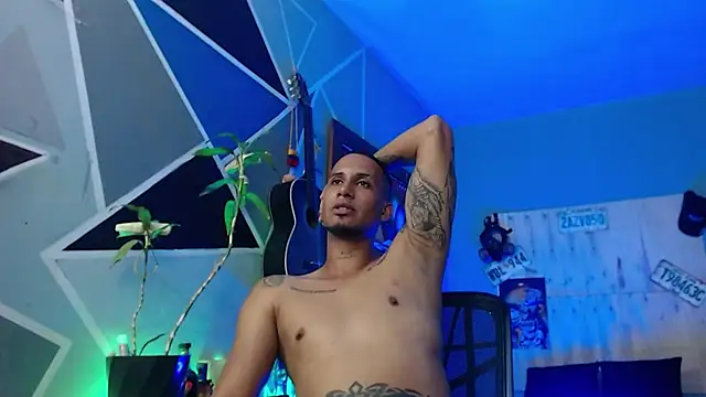 MagnusFrostn Live XXX chat