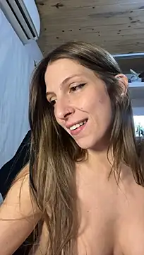 Irisdollmagic Chat XXX live