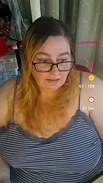 XXX chat uživo modela Iceprincess2bad4u