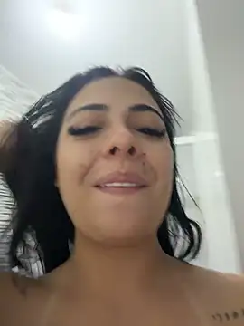 xoxo_sol Adlı Modelin Canlı XXX Sohbeti