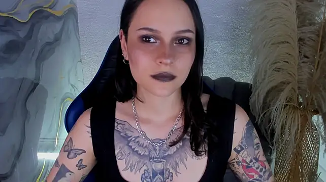 AnnyThompson_ – Live XXX-chat