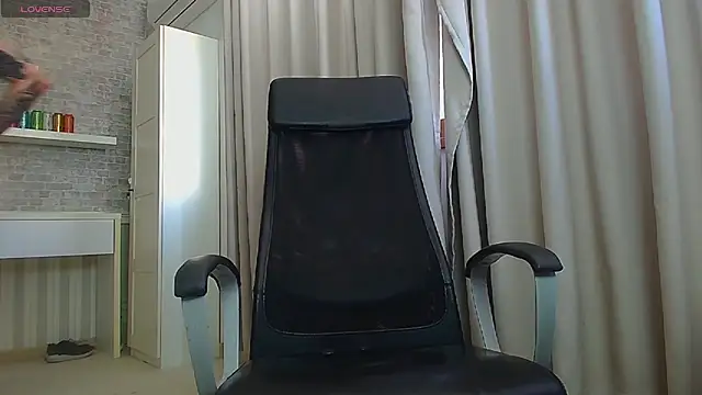 JonahShaw Live XXX-Chat