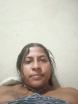 Živý XXX chat Giselabrunette25