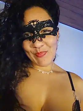 Sexxy-Lana XXX чат на живо