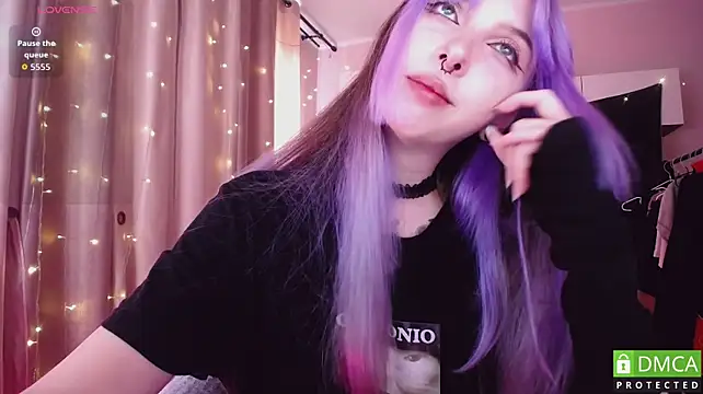 JustMeowGirl Adlı Modelin Canlı XXX Sohbeti