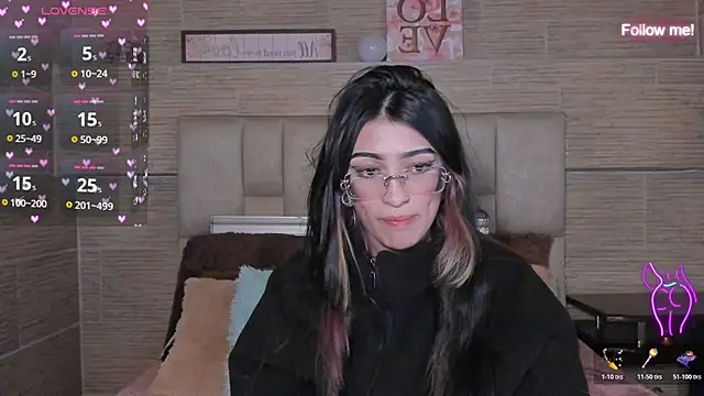 mia_devine_'s Live XXX Chat