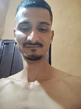 TRAVIESO_MOR Pertunjukan Webcam