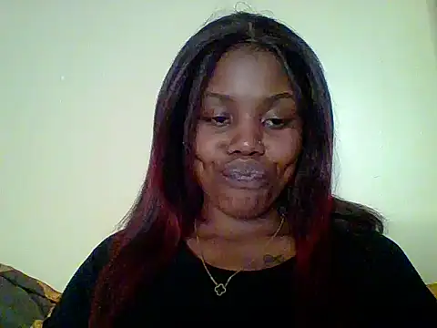 Chat +18 de hippy_mell ao vivo