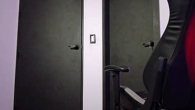عرض كام eren_jeager