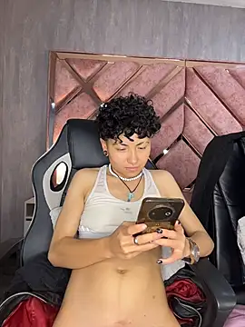 Chat +18 de ian_mathias_ ao vivo