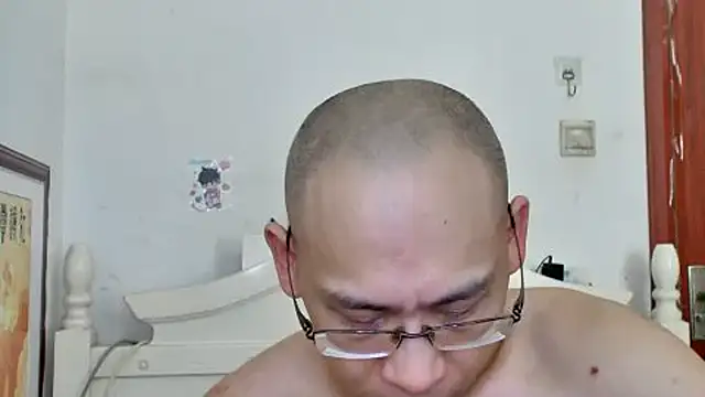 הופעת וובקאם של benly888