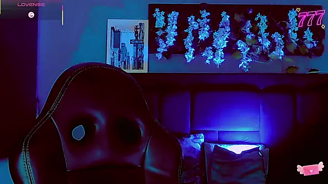XXX chat uživo modela HannibalLester
