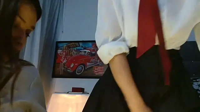 XXX chat uživo modela 3littles