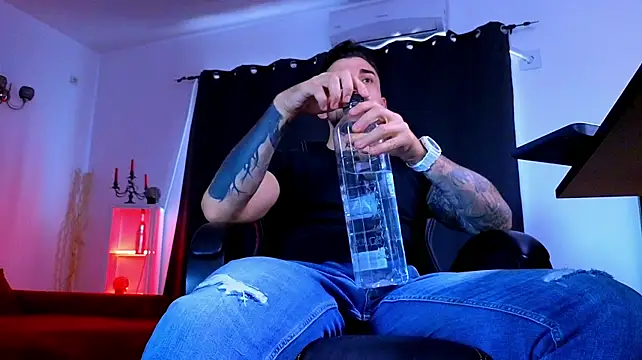 MightyAaron66 Chat XXX live