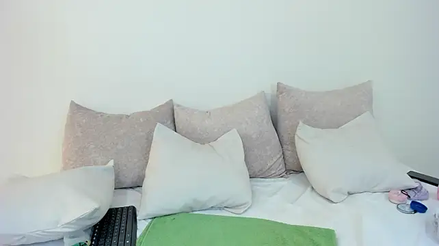 צ'אט XXX בשידור חי של pink_dustt
