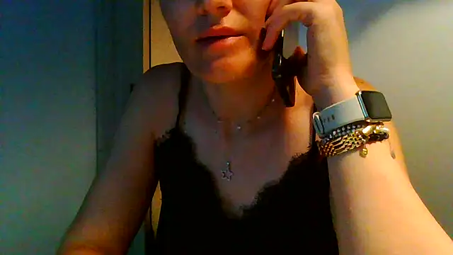 Ms-Lust1- Chat XXX in diretta
