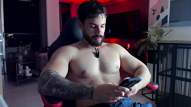 Valenthino_Salvatore live XXX chat