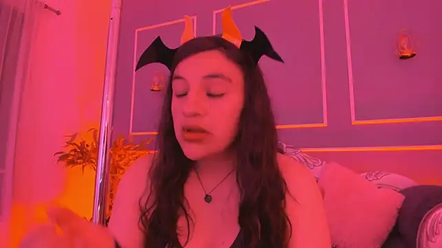 Czat XXX na żywo – TaraTaylorr