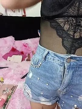 Show de webcam de Kiim_xxx_Kattaa