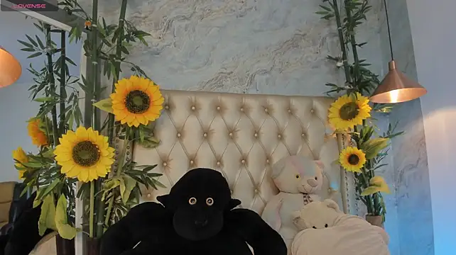 Czat XXX na żywo – LittleeJaz