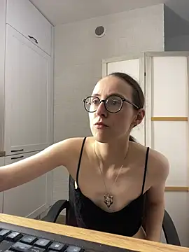 MartiniiSelenna's Live XXX Chat