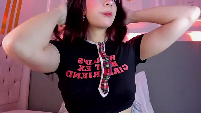 LilithAllenn's Live XXX Chat