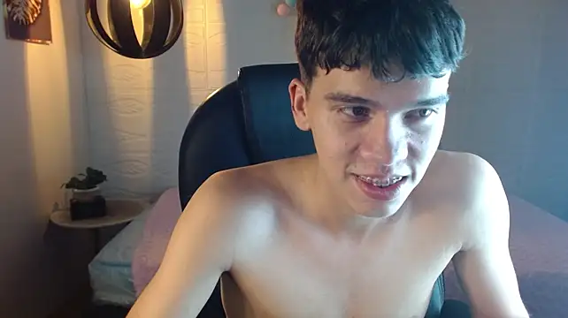XXX chat uživo modela jac_cox