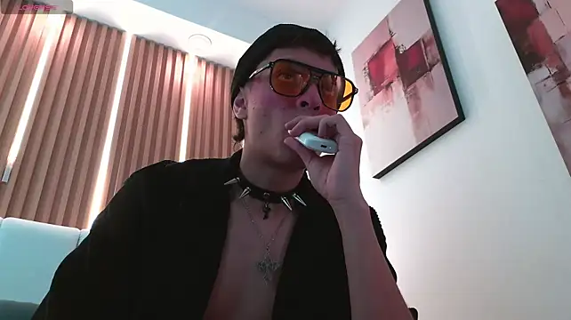 Hell_Boy_06 Live XXX Chat
