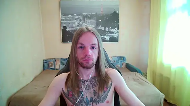 AdamDickens élő XXX-chatje