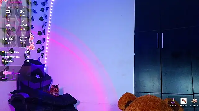 LucyChabs_ élő XXX-chatje