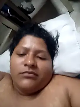 CurvyMelons Live XXX Chat
