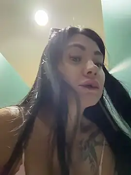 Pokazy przed kamerką – Wet__Bunny