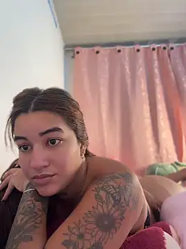 Show Webcam de Little_Gaby_