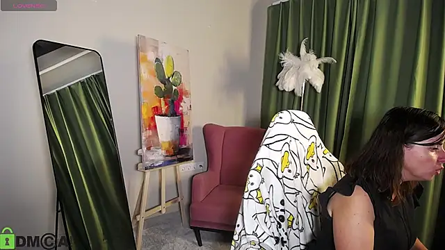 XXX chat uživo modela MartaEdams