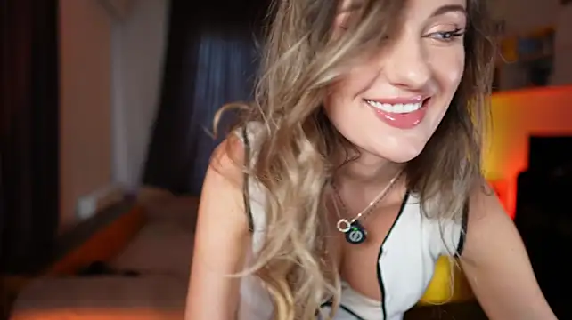 ShyNdWild Chat XXX in diretta