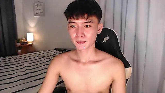 asian_dai live XXX chat