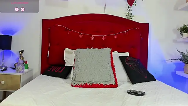 Rouss_Meyers Chat XXX in diretta