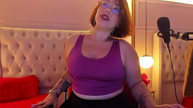 Chat XXX en directo de MillyHotsoon