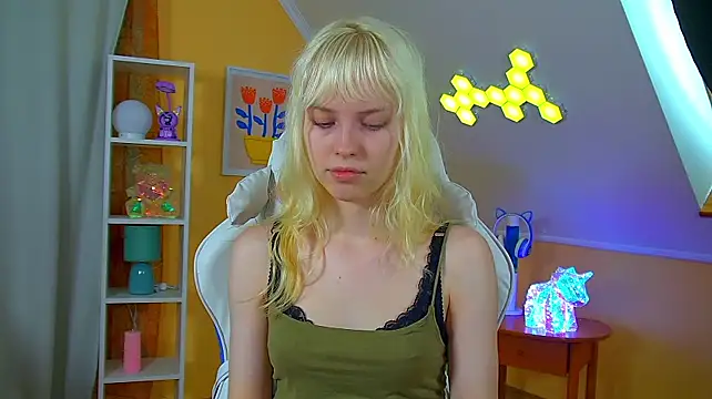 HannahHollis Live XXX-Chat