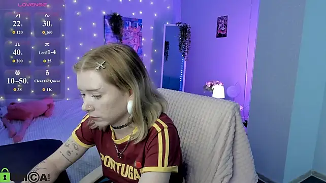 Chat XXX en directo de Elira_Vane