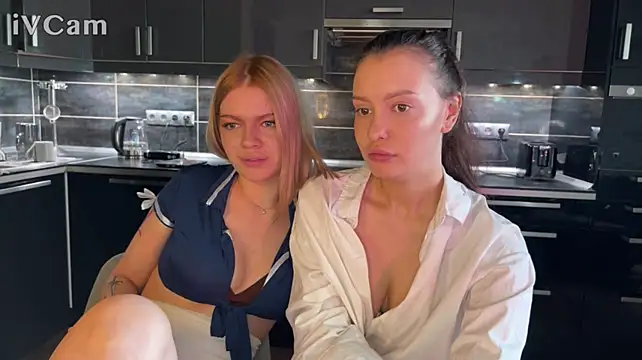 Czat XXX na żywo – Kiss_And_Chaos