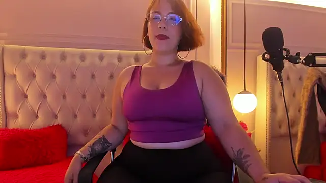 MillyHotsoon live XXX chat