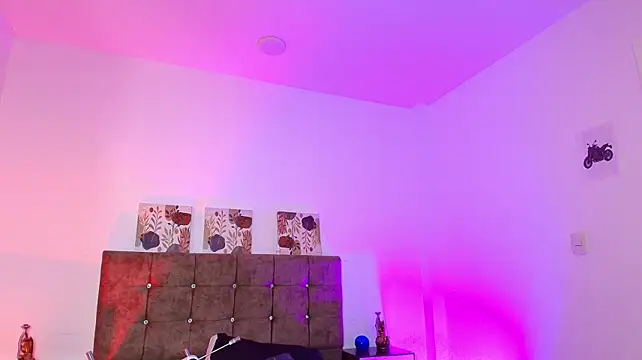 Ethan_Briggs_n Live XXX chat